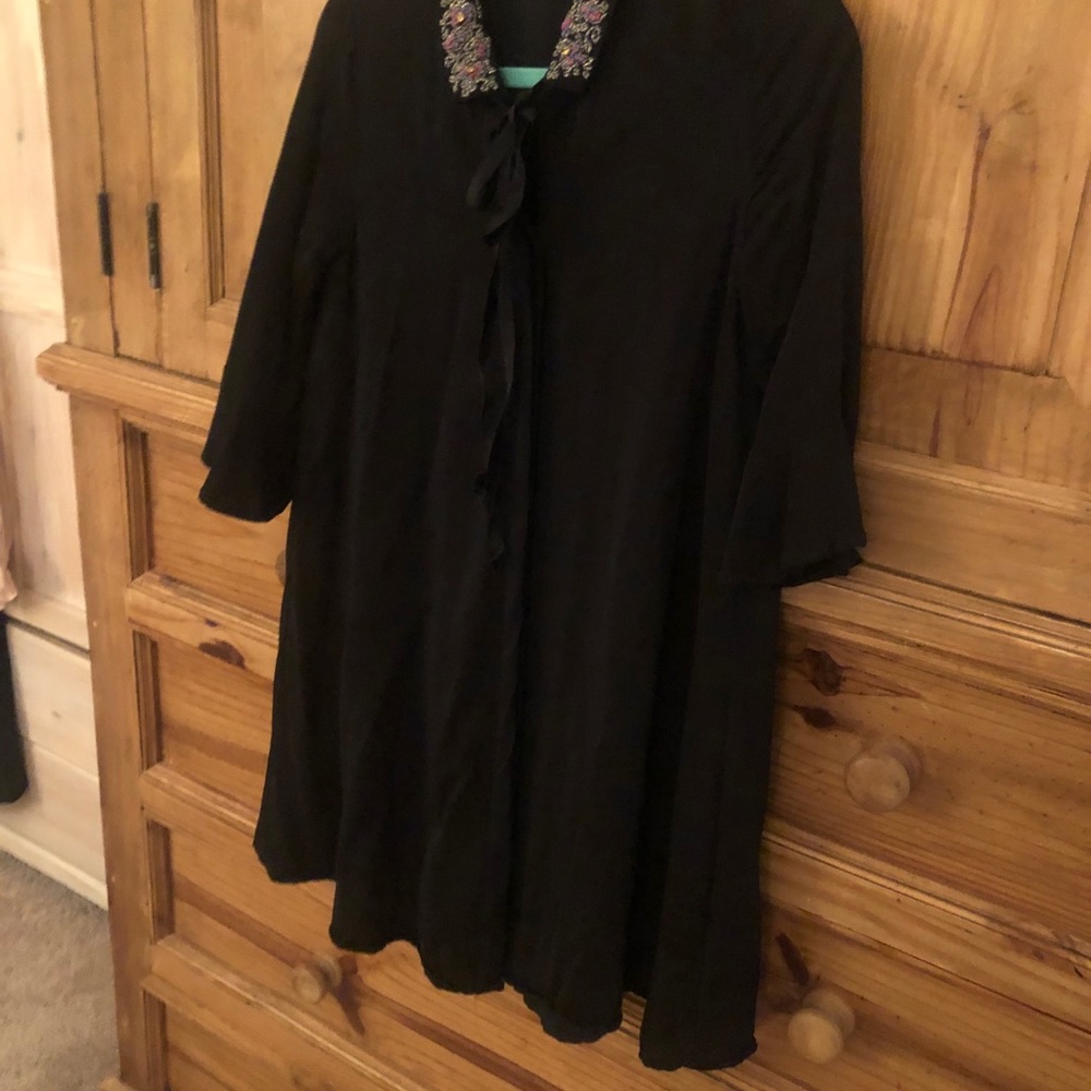 ZARA S black w/ velvet bow tie - Picture 4 of 9